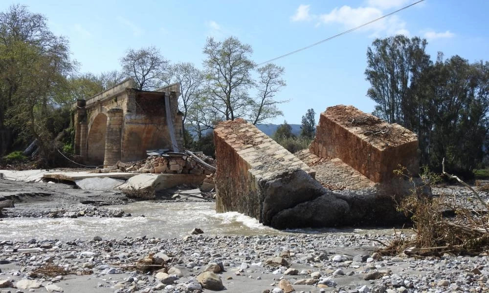 Σύμβαση για την ανακατασκευή της ιστορικής γέφυρας του Κερίτη